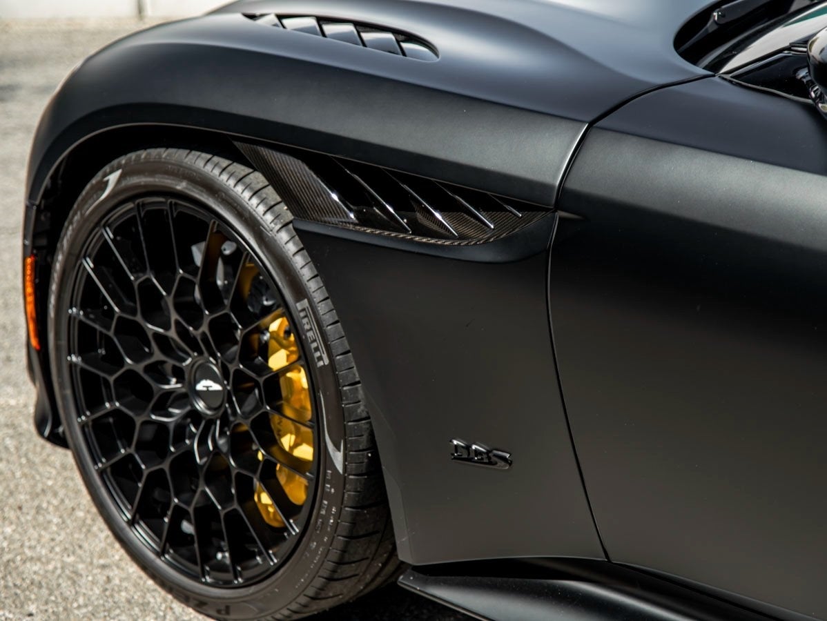 2023 Aston Martin DBS Ultimate